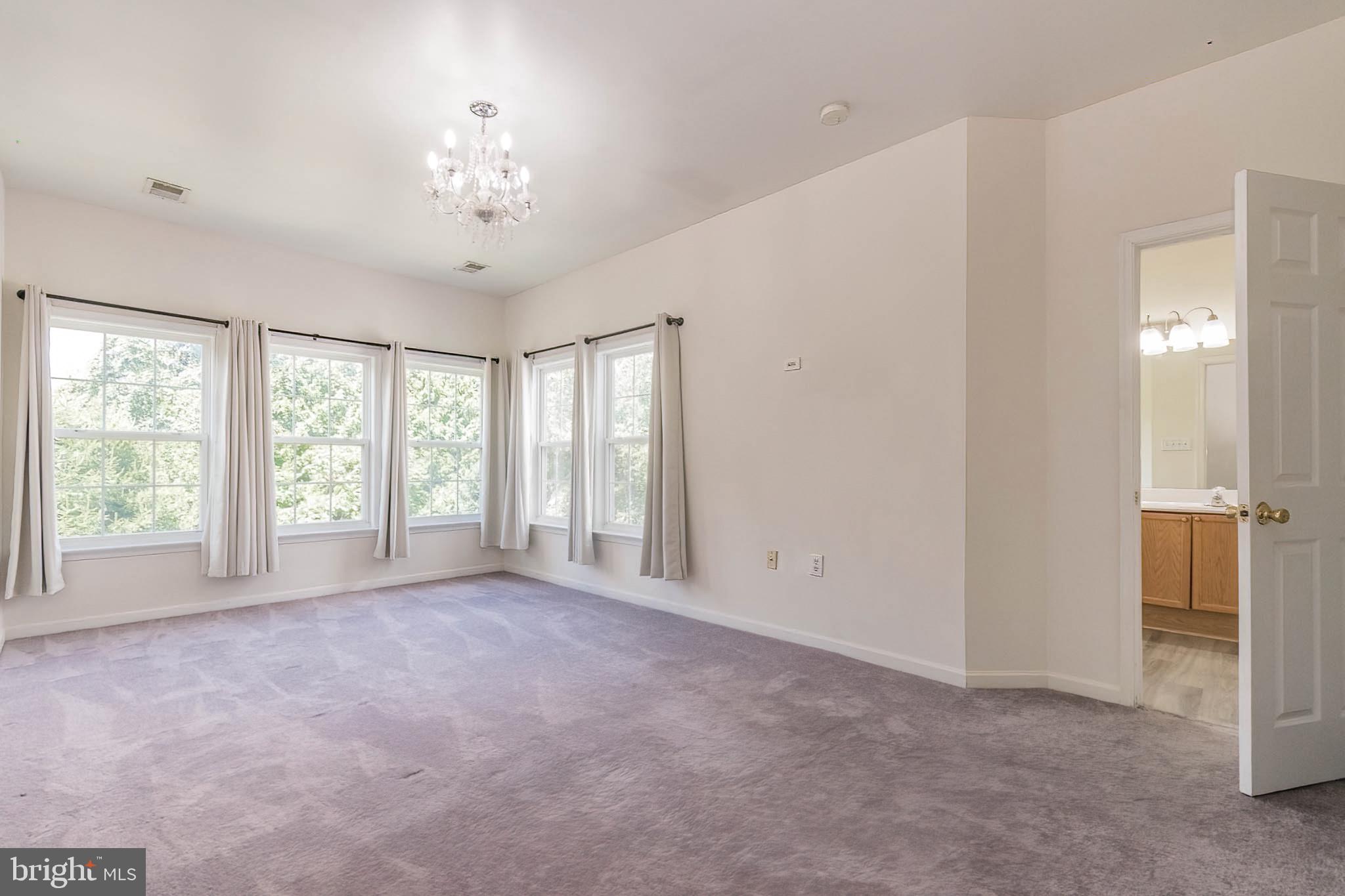 49 Eldon Dr