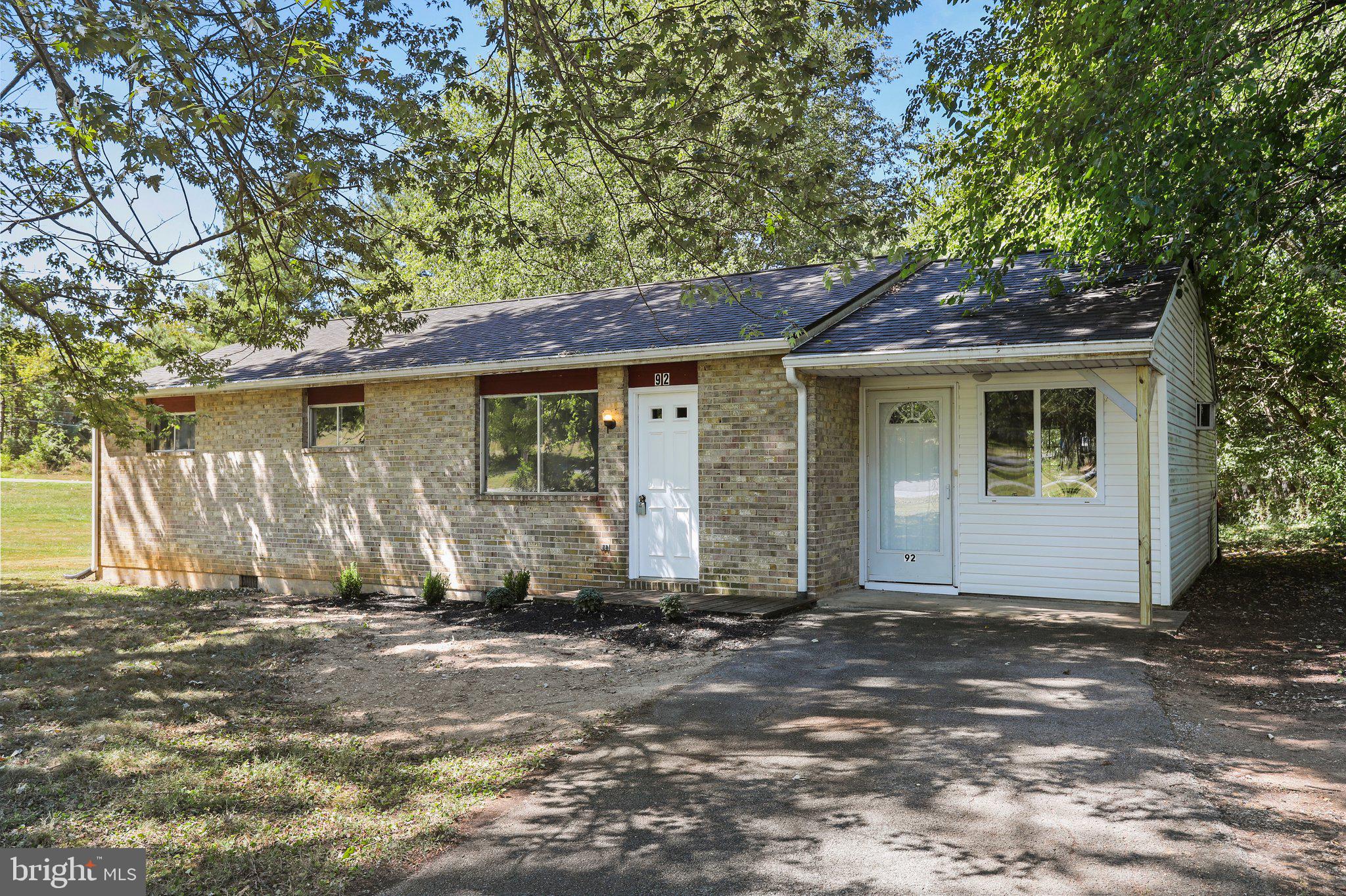 92 Perth Way