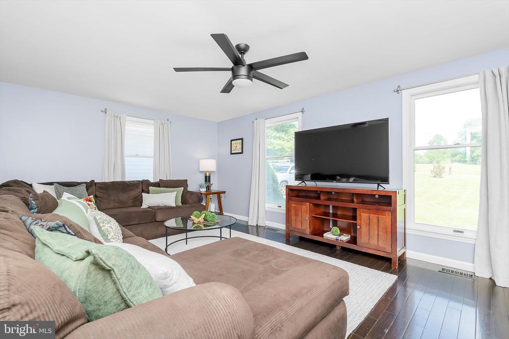 125 HARVEST COURT