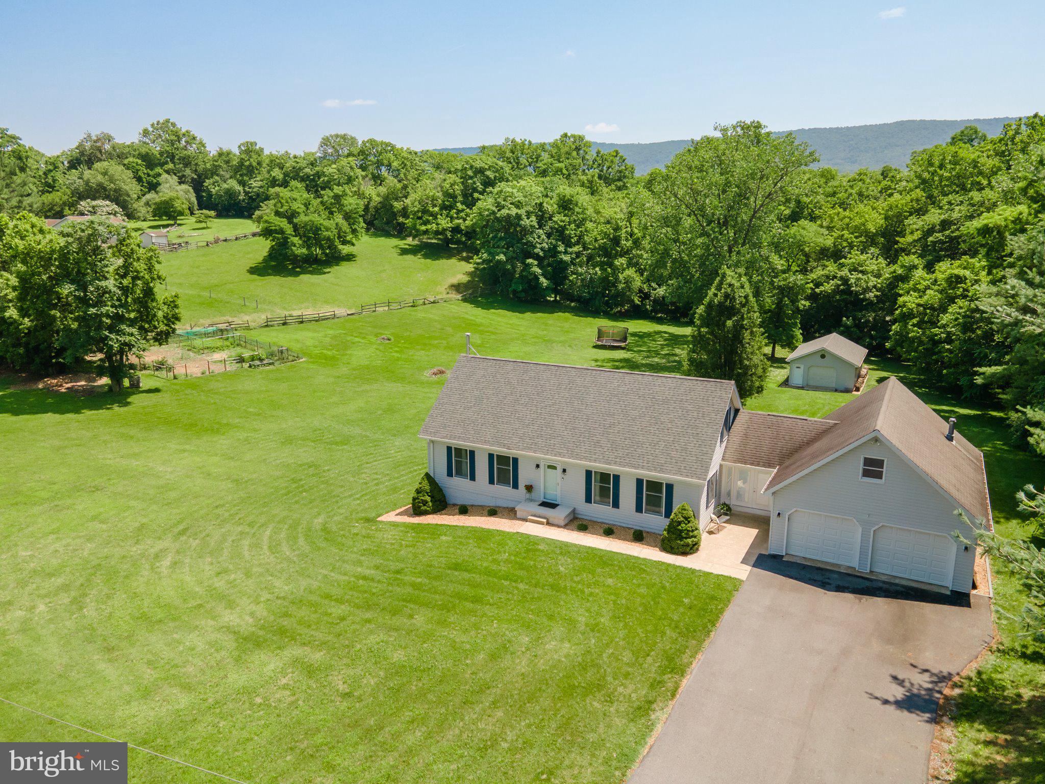 125 HARVEST COURT
