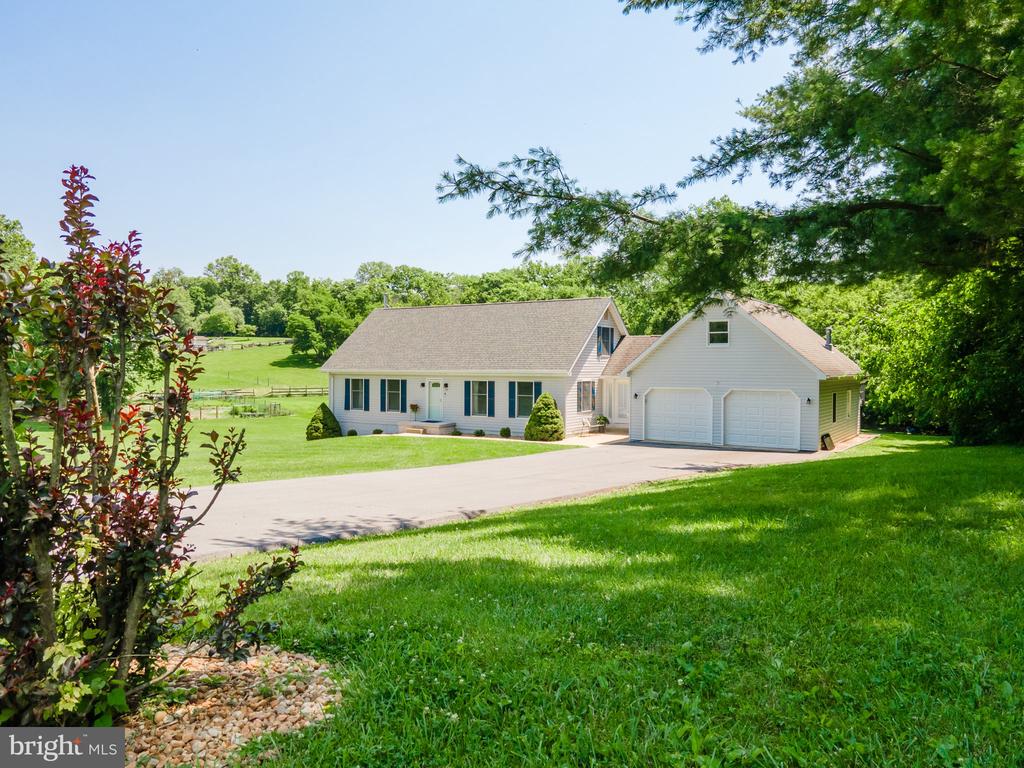 125 HARVEST COURT