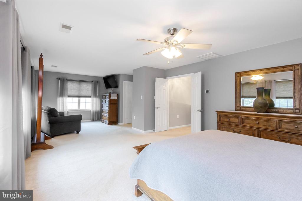64 Revere Dr