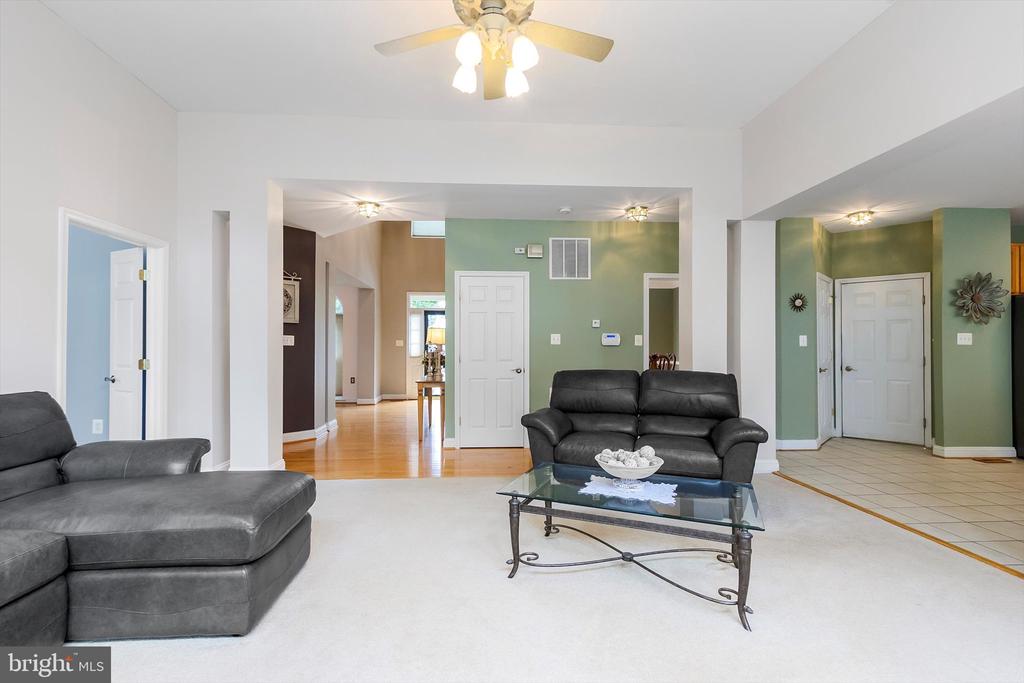 64 Revere Dr