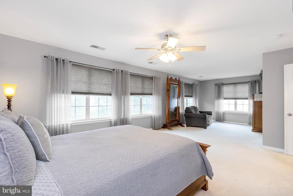64 Revere Dr