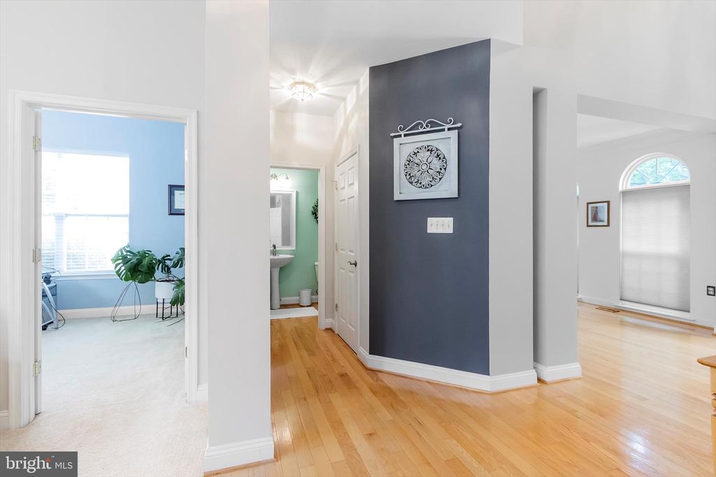 64 Revere Dr