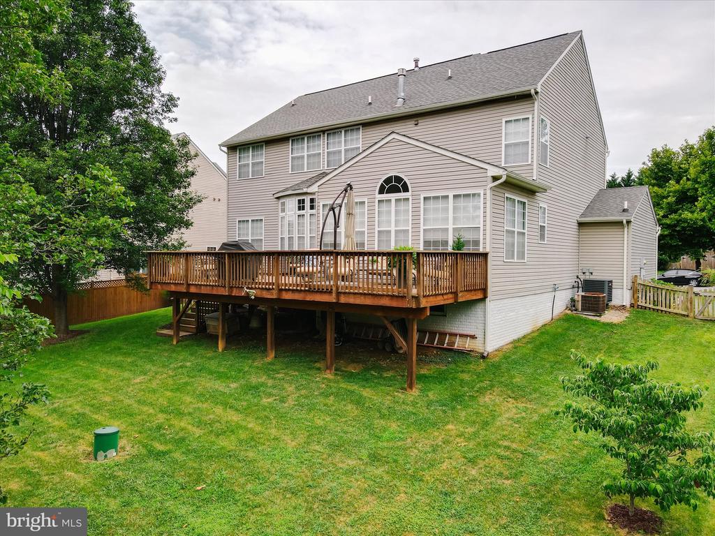 64 Revere Dr