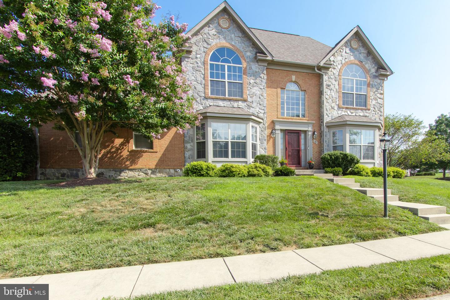 42 Louisa Beall Ln