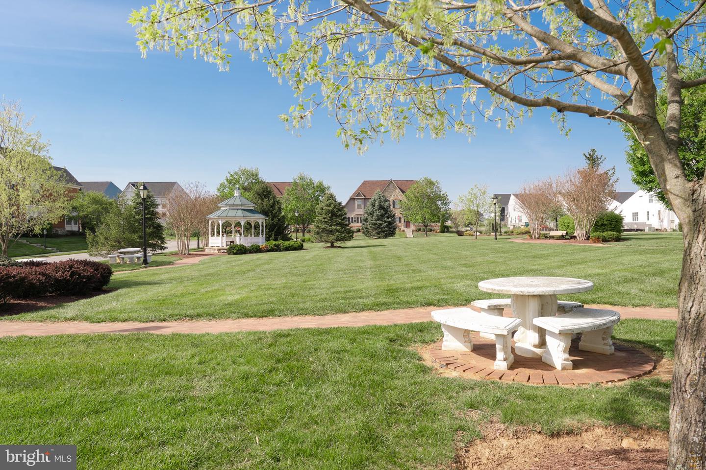 42 Louisa Beall Ln
