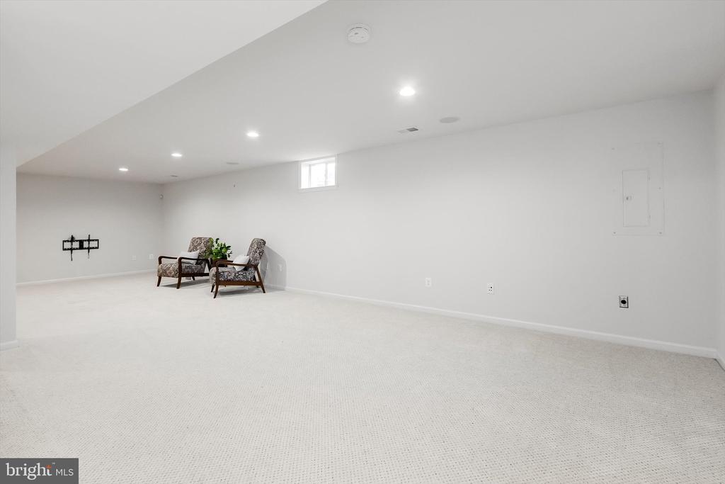 42 LOUISA BEALL LANE