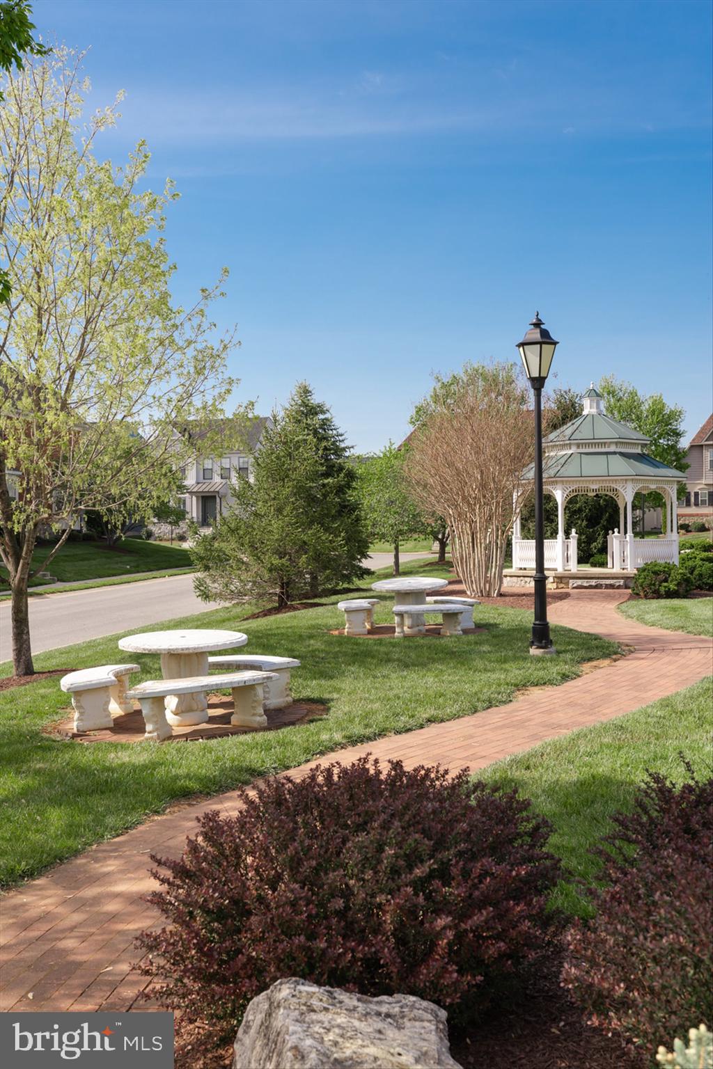 21 ELLA WASHINGTON CT.