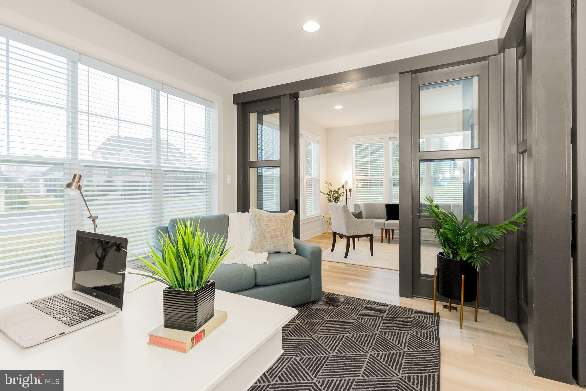 21 ELLA WASHINGTON CT.