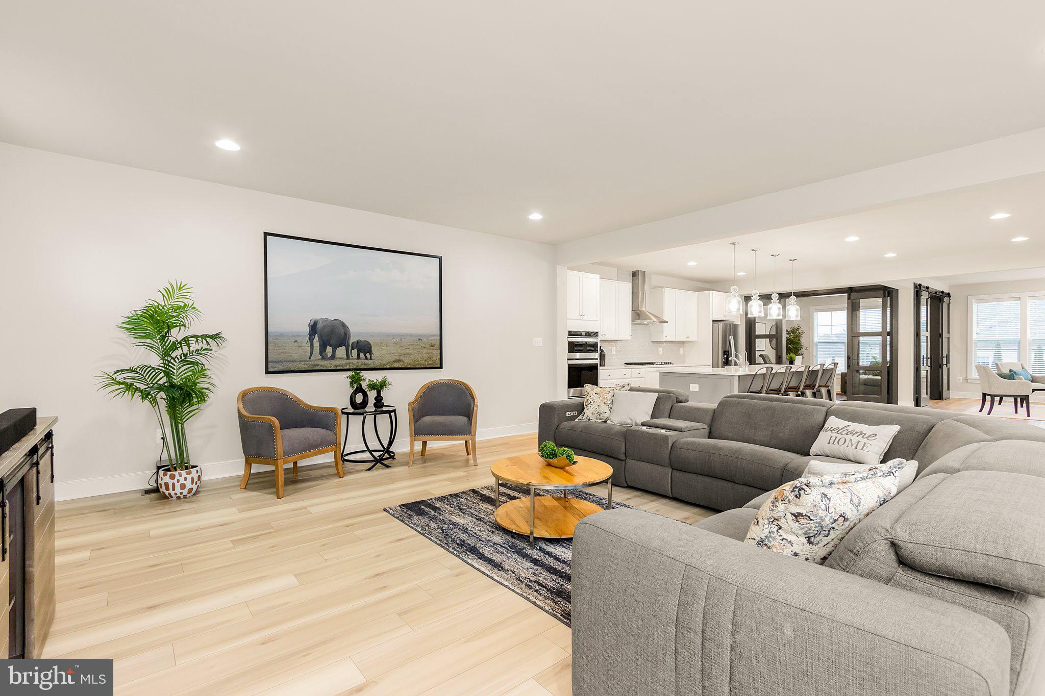 21 ELLA WASHINGTON CT.