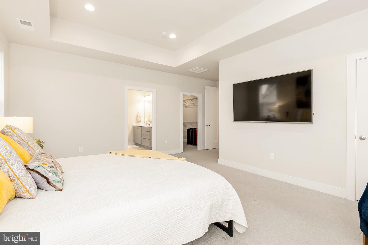 21 Ella Washington Ct.