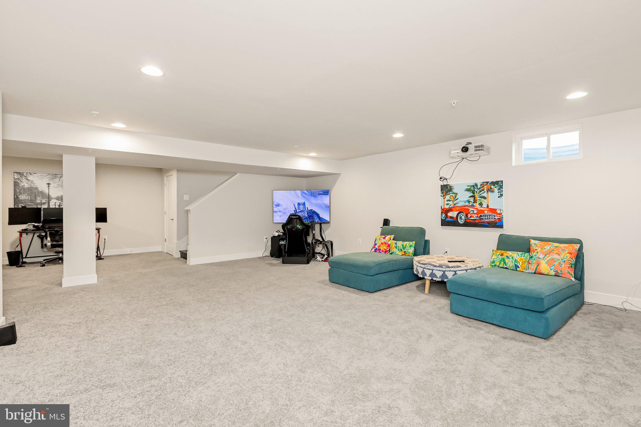 21 ELLA WASHINGTON CT.