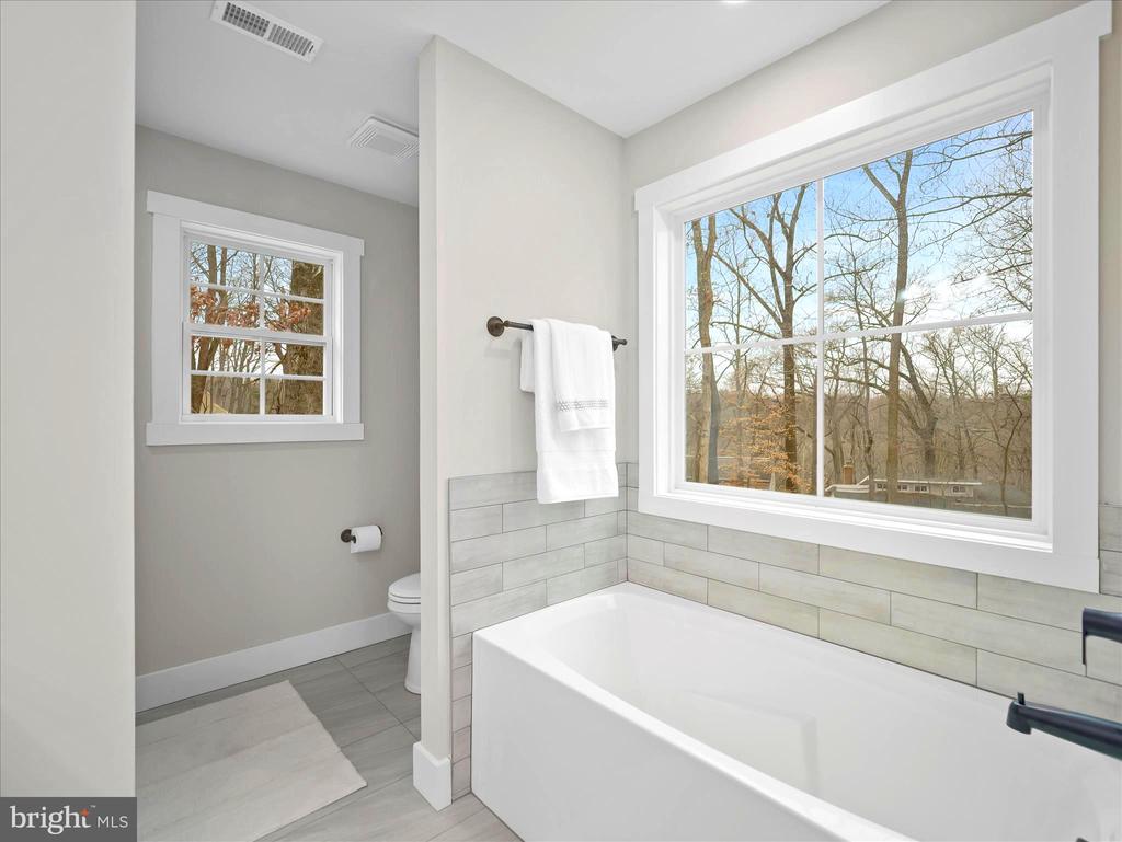 151 SCARLET OAK DRIVE
