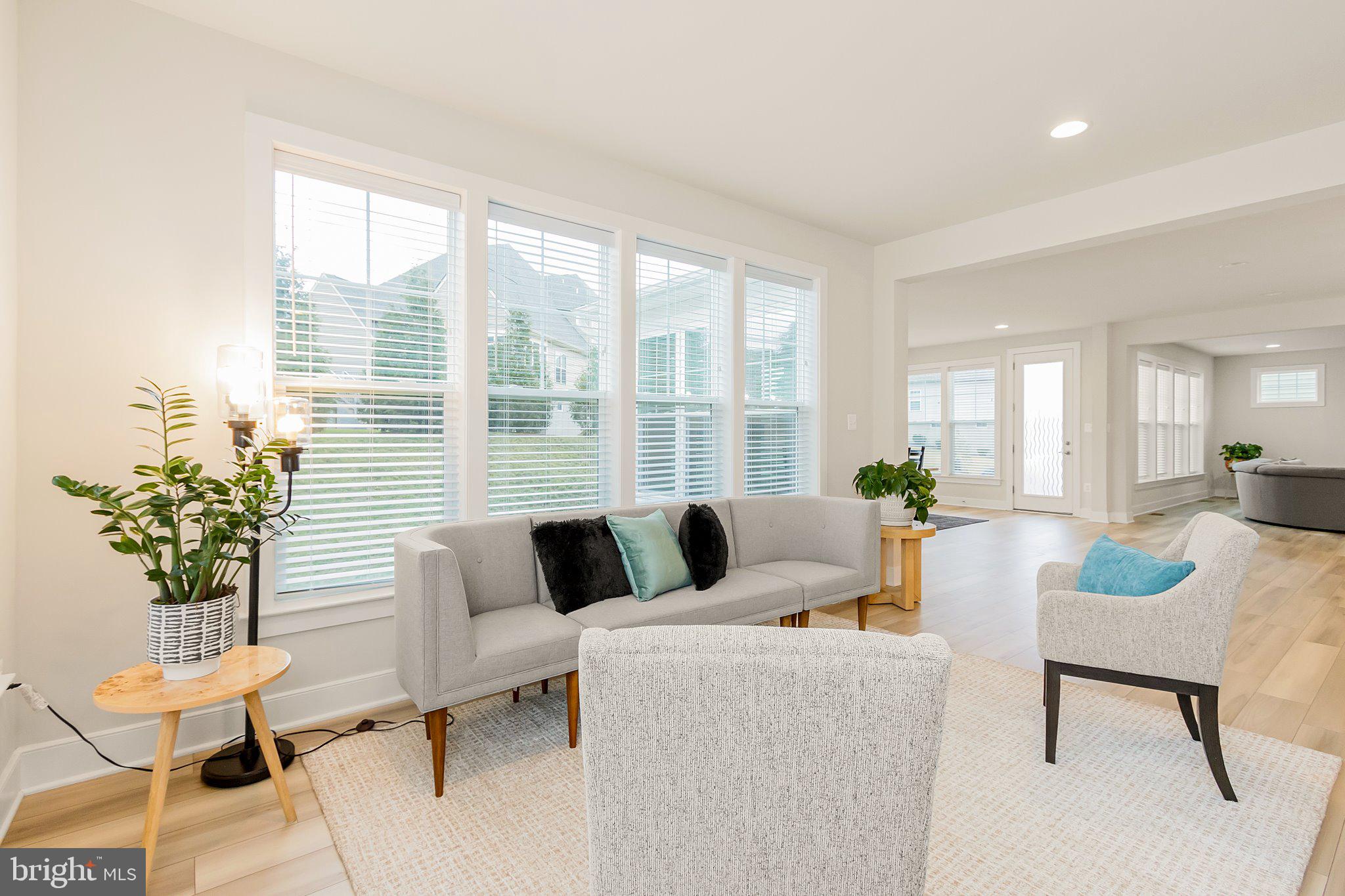 21 ELLA WASHINGTON CT.