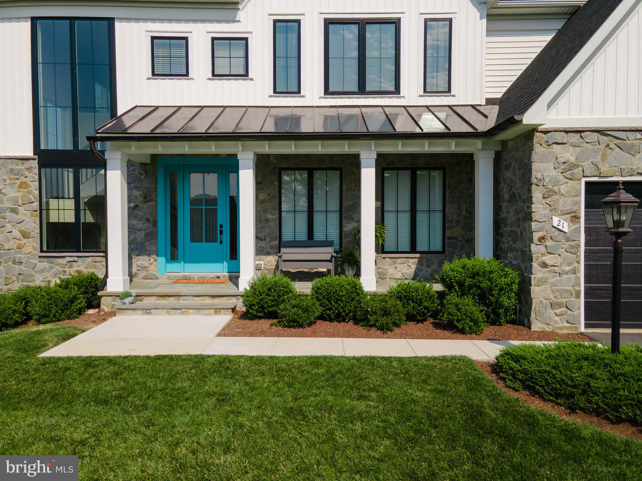 21 ELLA WASHINGTON CT.