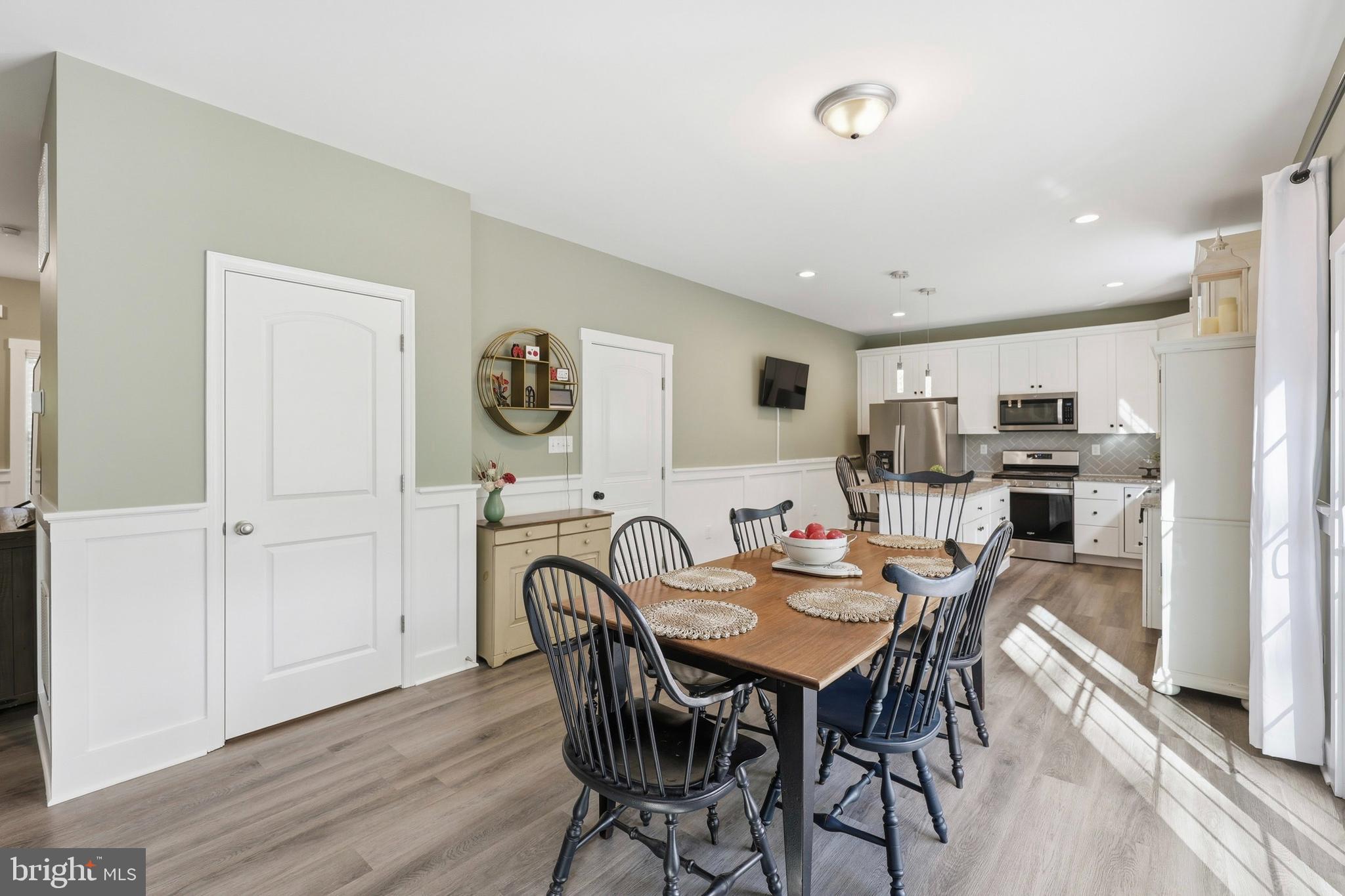580 DEY DRIVE
