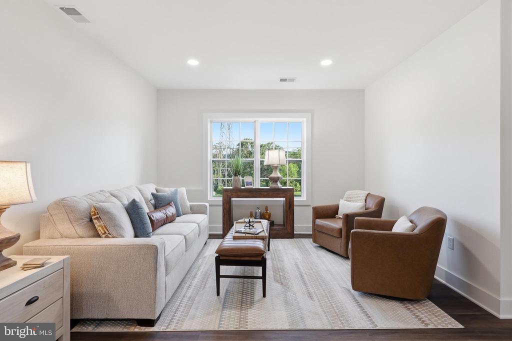 580 DOGWOOD TRAIL