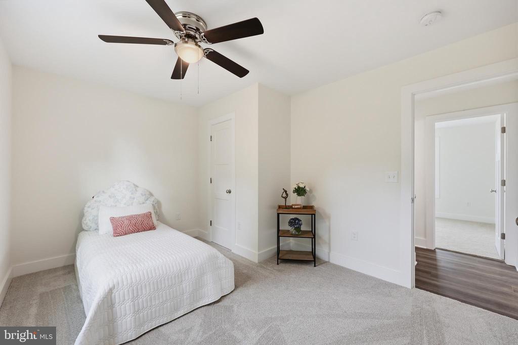 580 DOGWOOD TRAIL