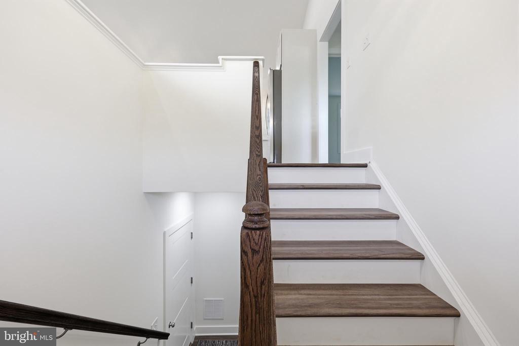 580 DOGWOOD TRAIL