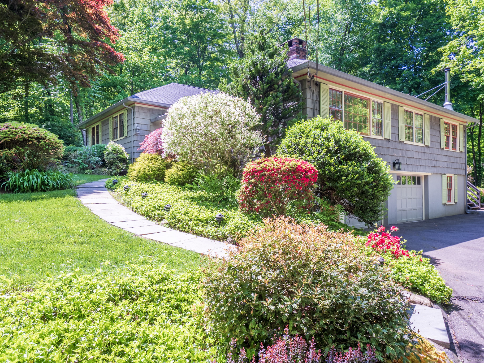 60 Valeview Road