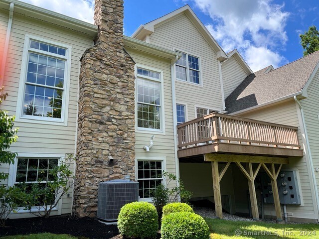 638 Danbury Road 70