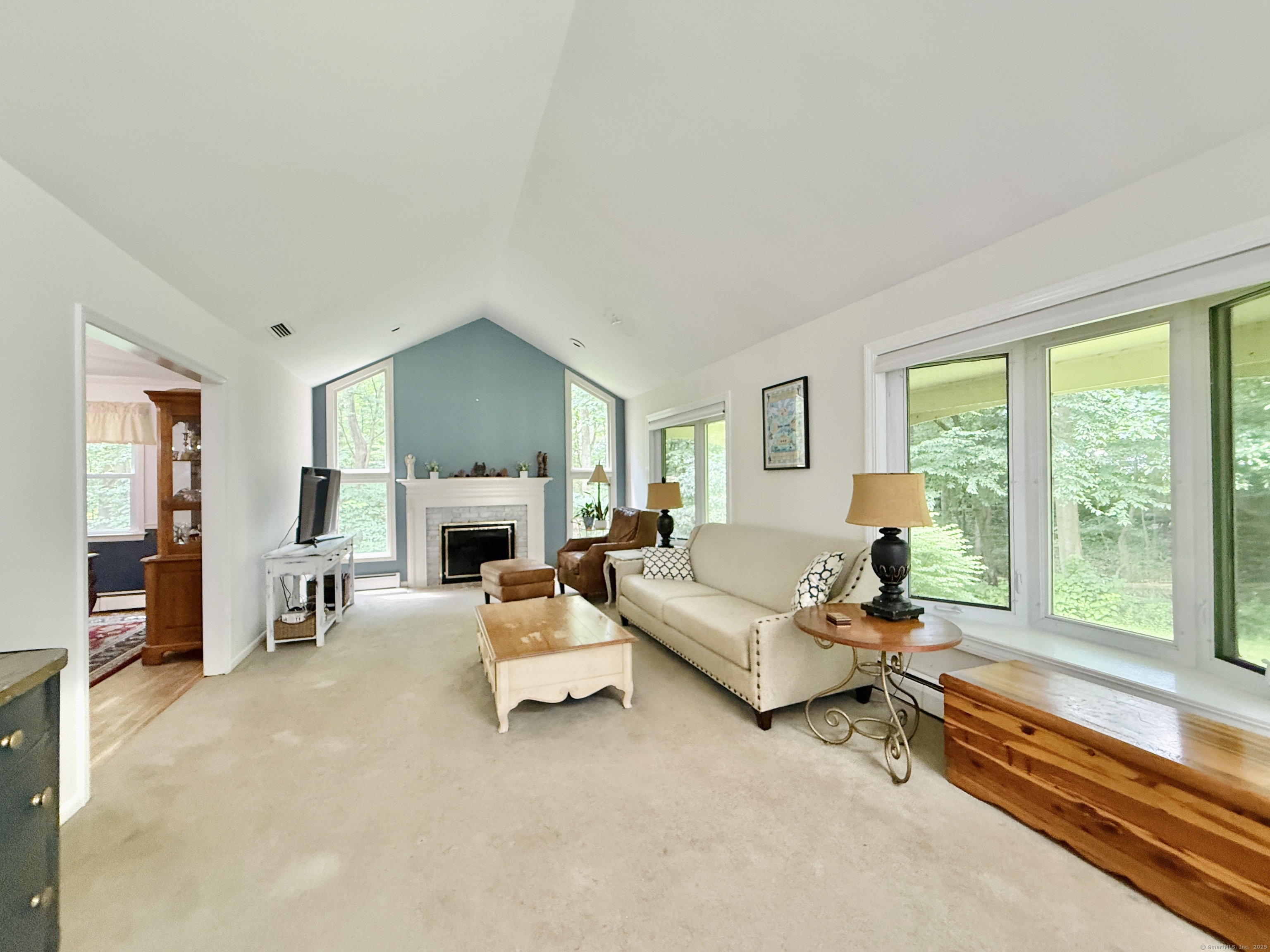 1 Greenlea Lane