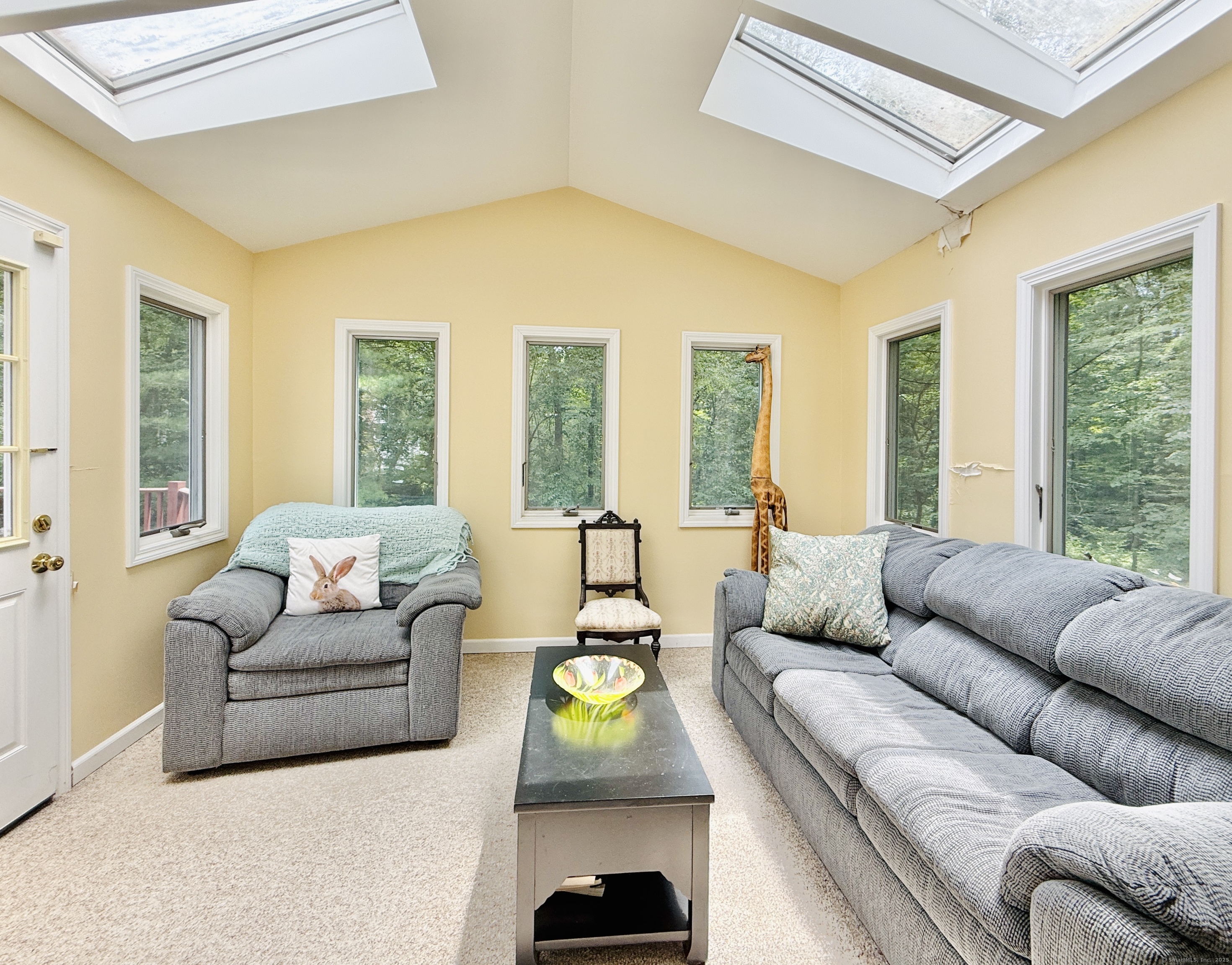 1 Greenlea Lane