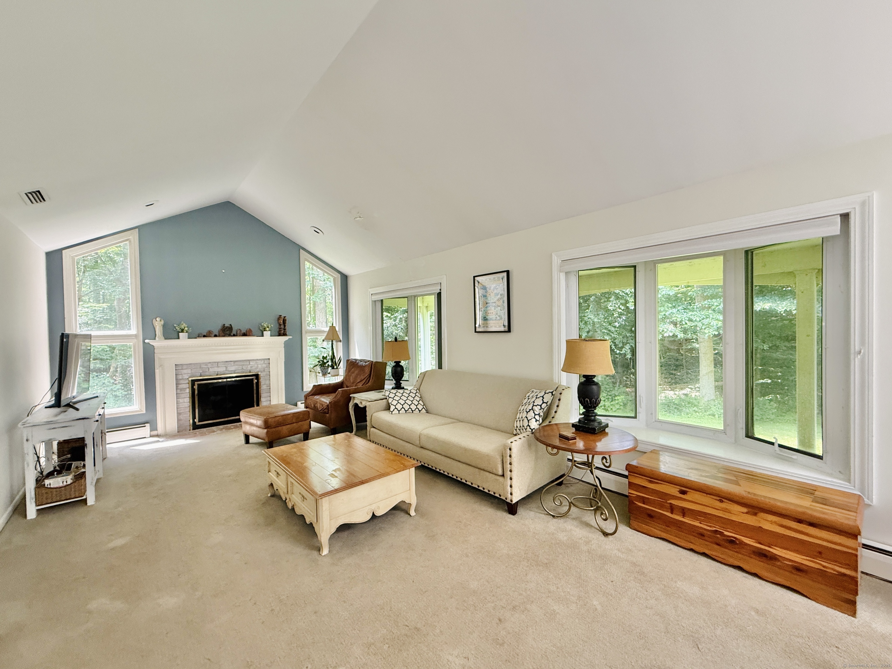 1 Greenlea Lane