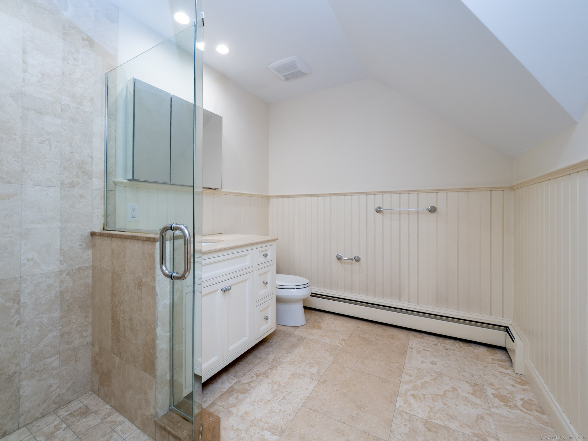 565 Danbury Road