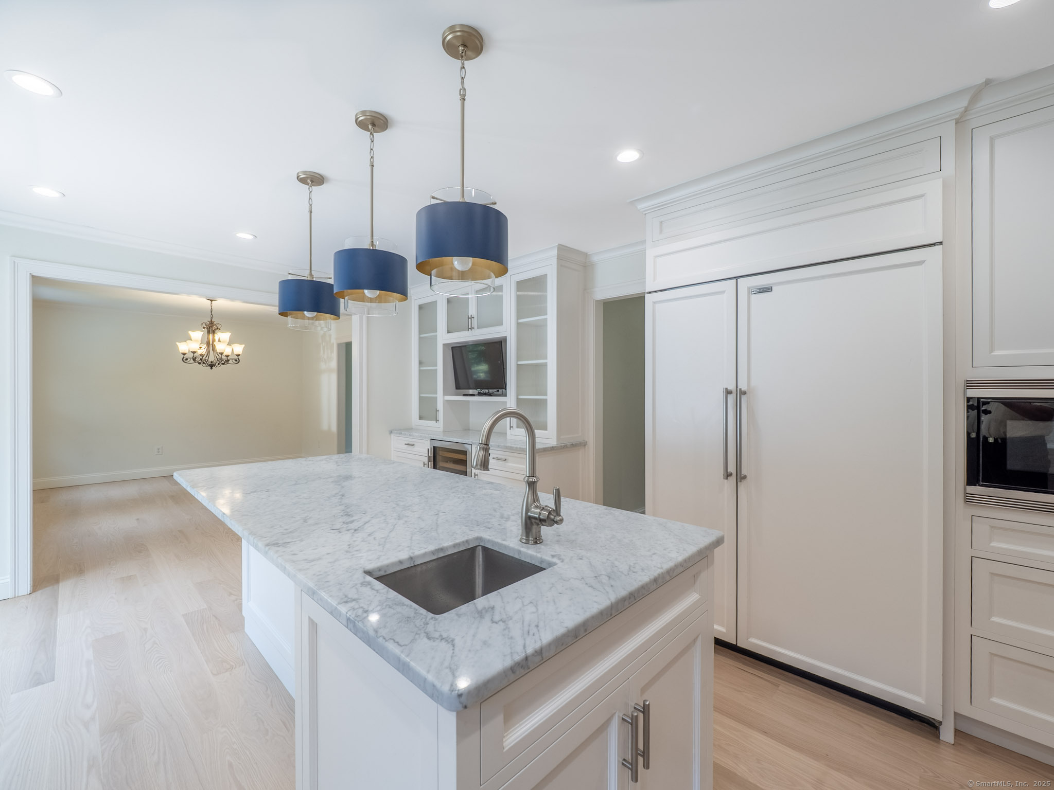 565 Danbury Road