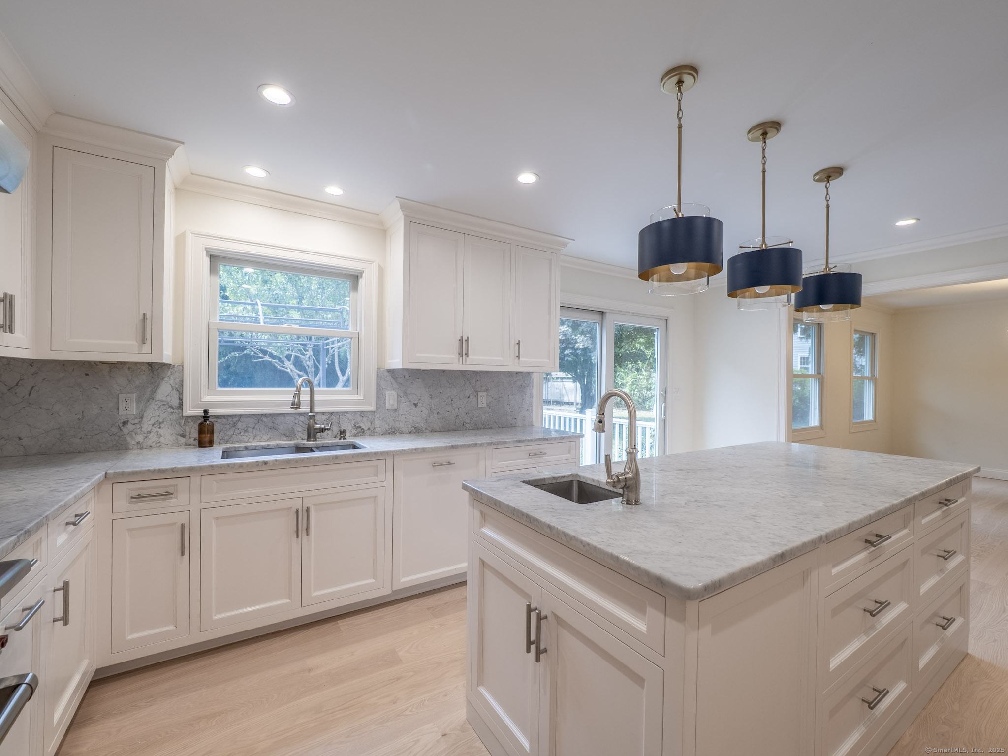 565 Danbury Road