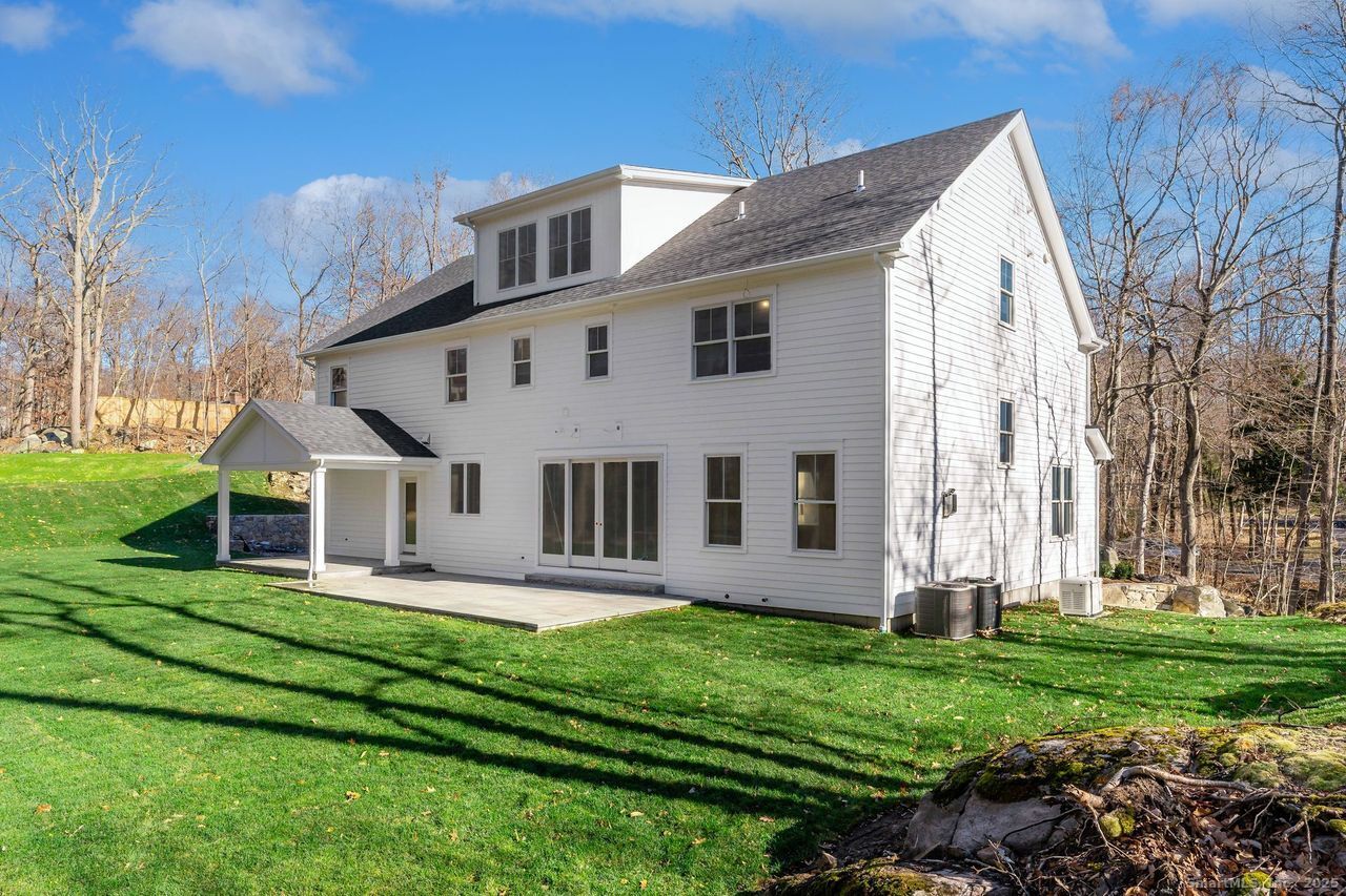 109 Signal Hill Road