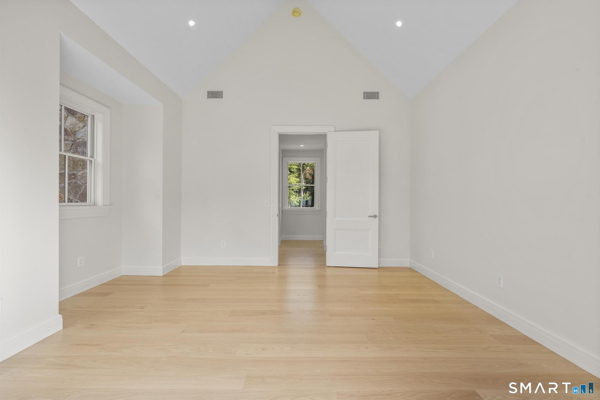 48 Old Farm Road