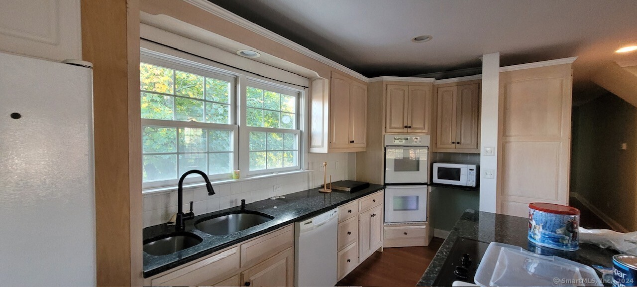 10 Elmwood Avenue