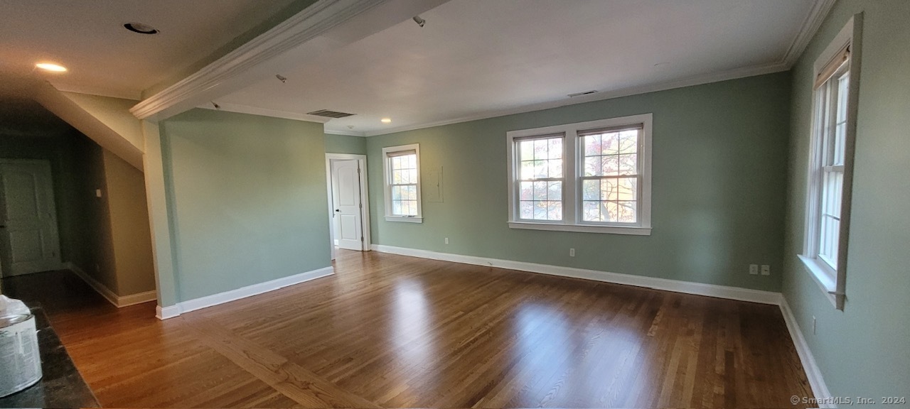 10 Elmwood Avenue