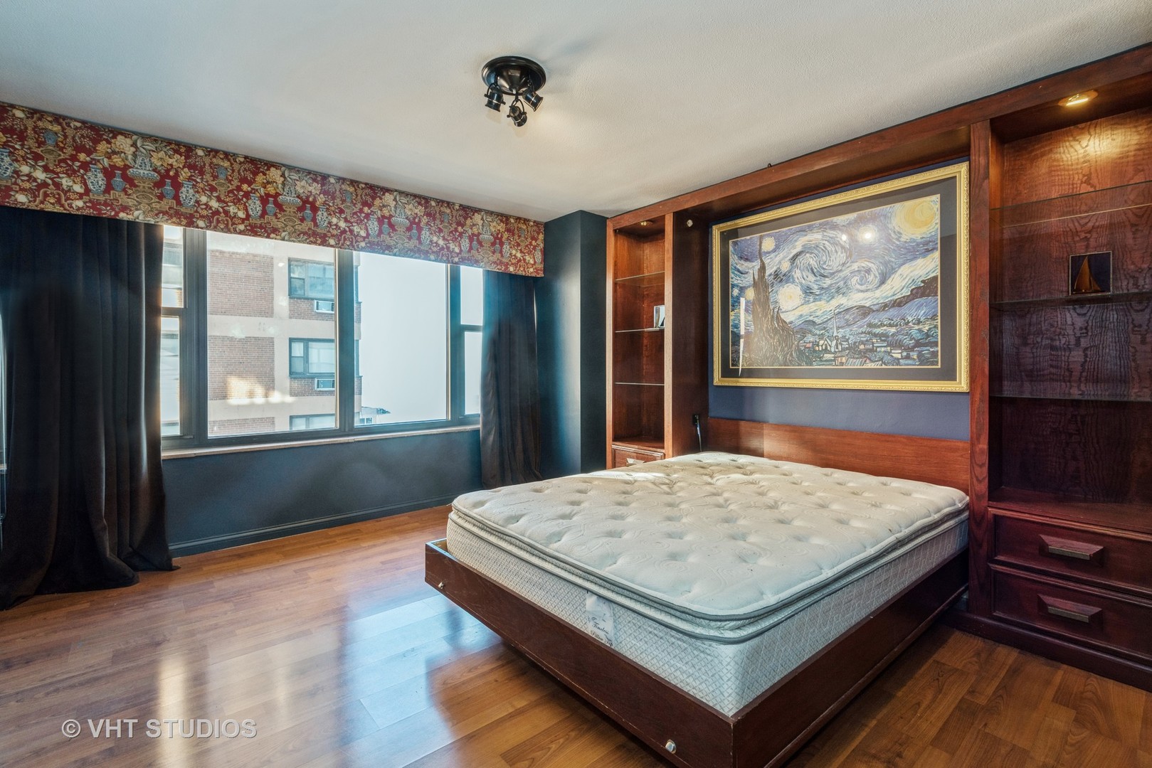 5801 N Sheridan Road Unit: 7B
