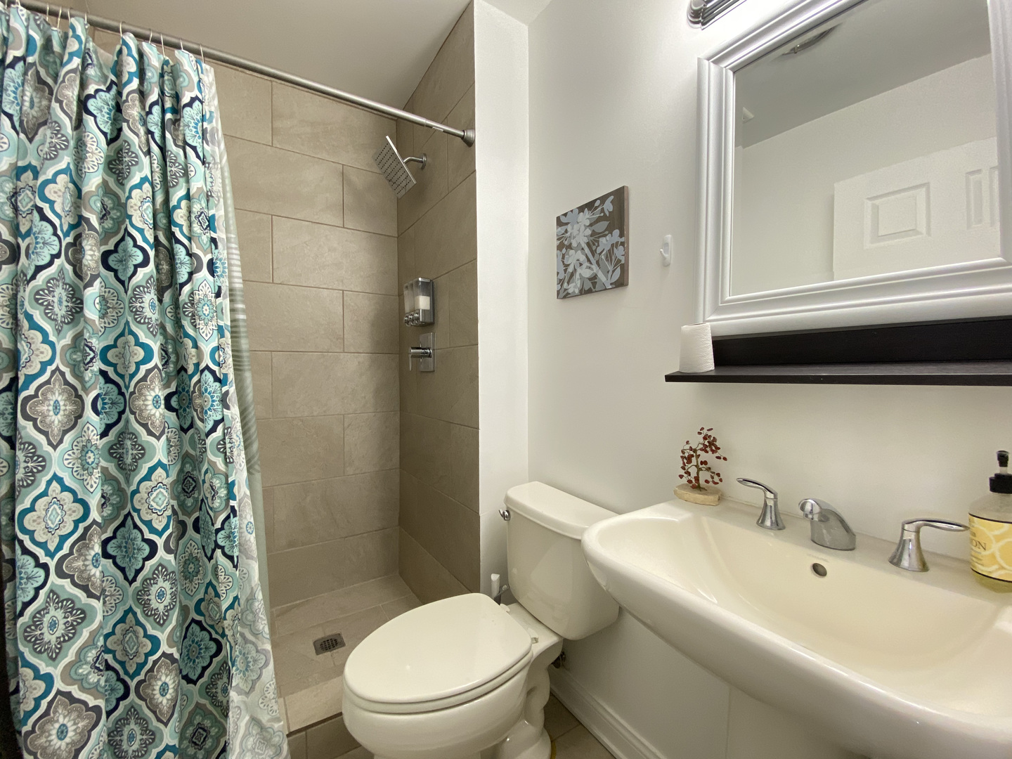 1437 W Taylor Street Unit: 3