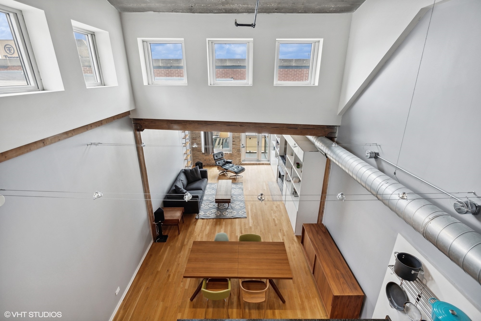 333 S Desplaines Street Unit: 713