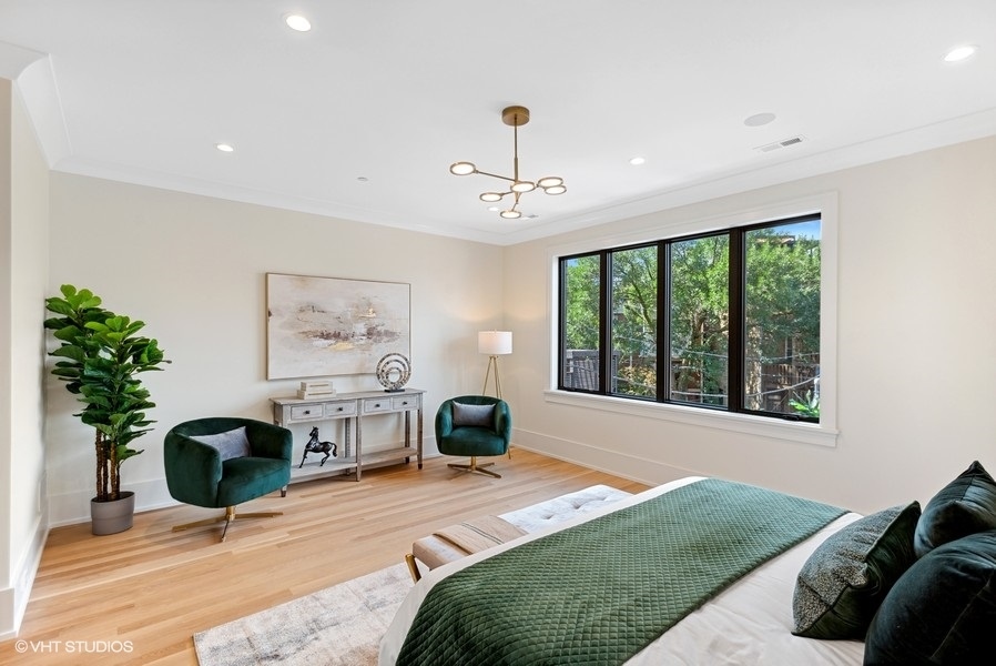 1914 N Dayton Street