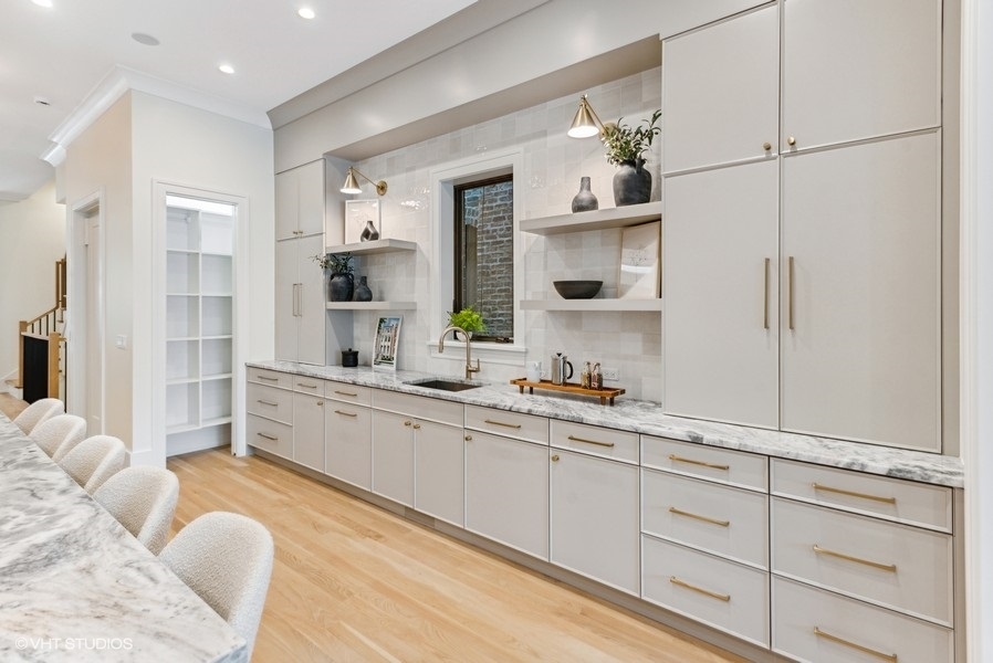 1914 N Dayton Street