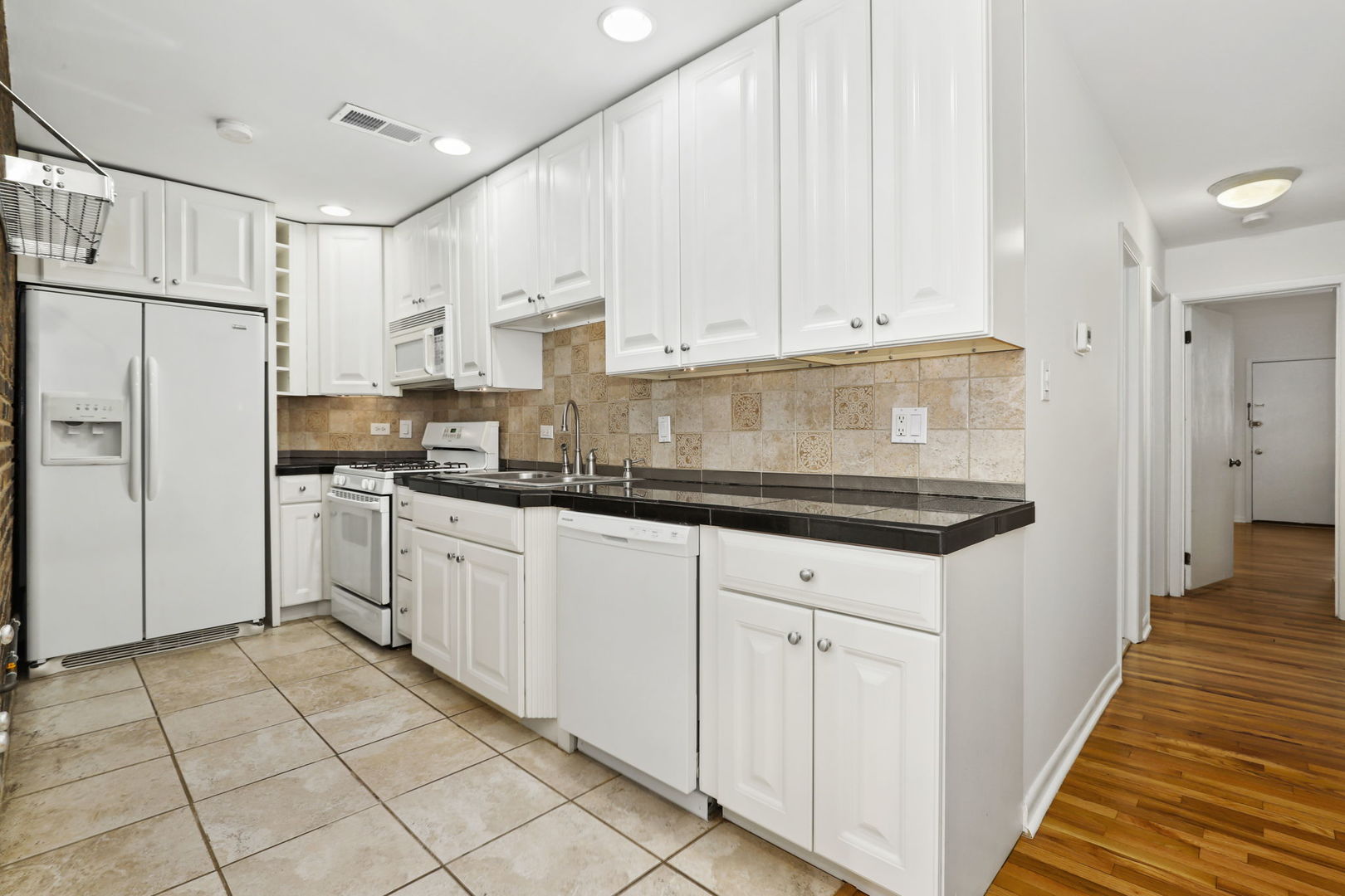 2908 N Halsted Street Unit: 1