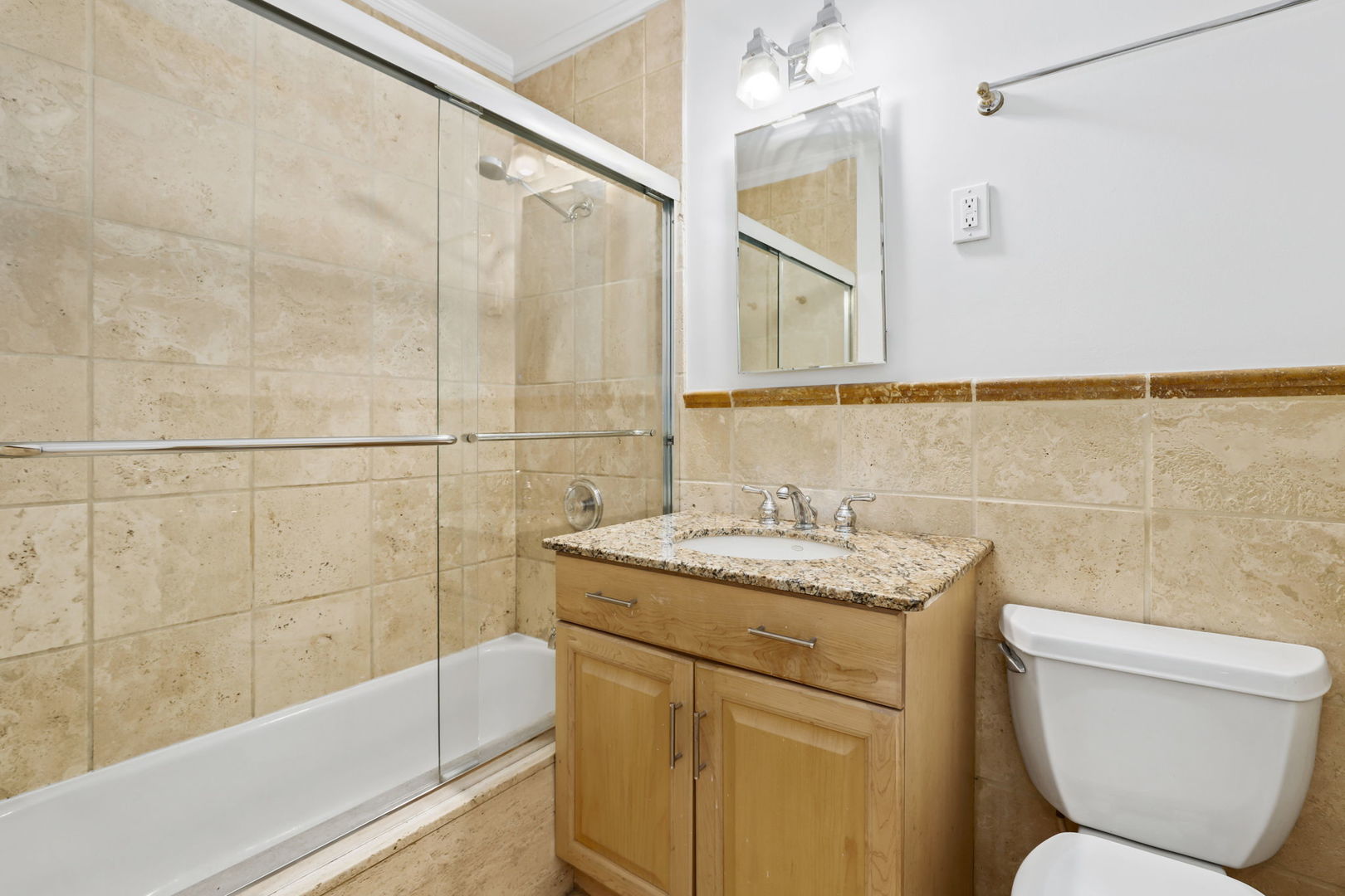 2908 N Halsted Street Unit: 1