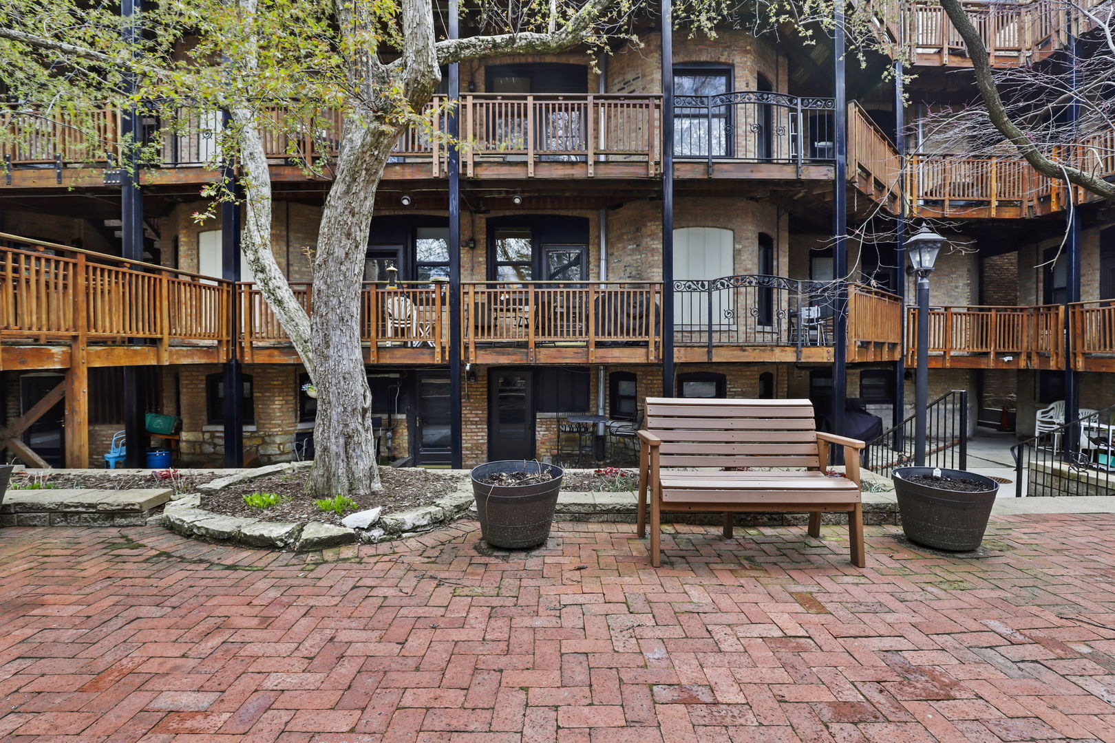 2908 N Halsted Street Unit: 1
