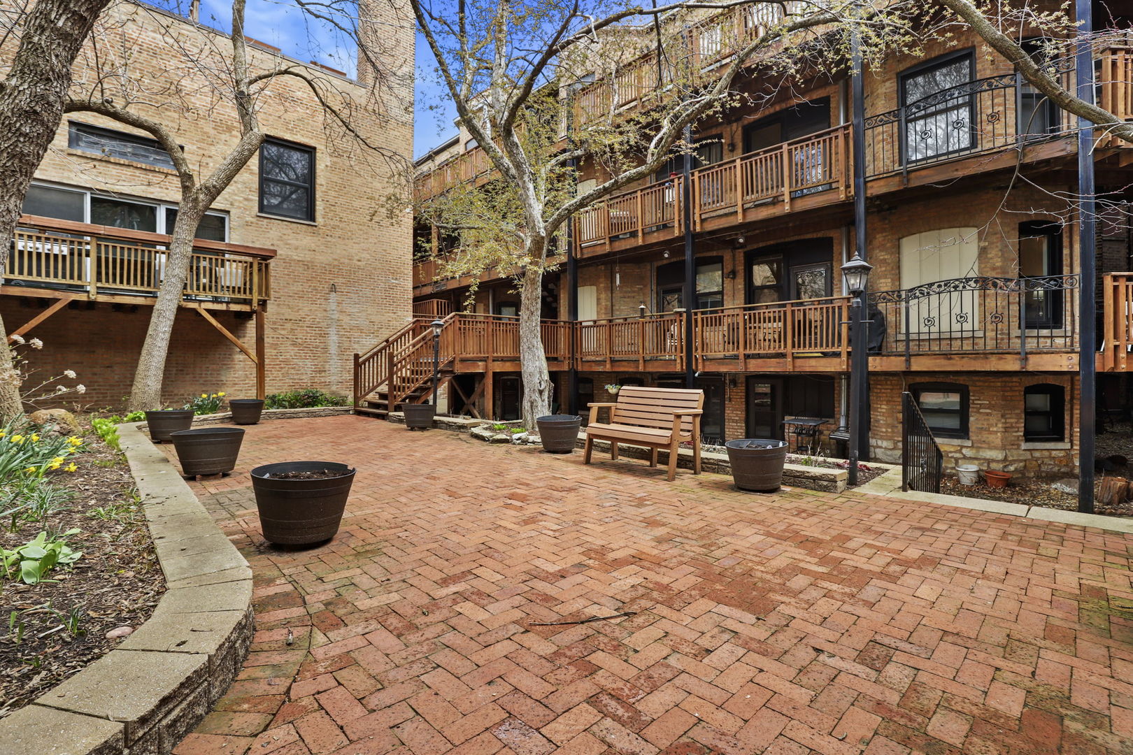 2908 N Halsted Street Unit: 1