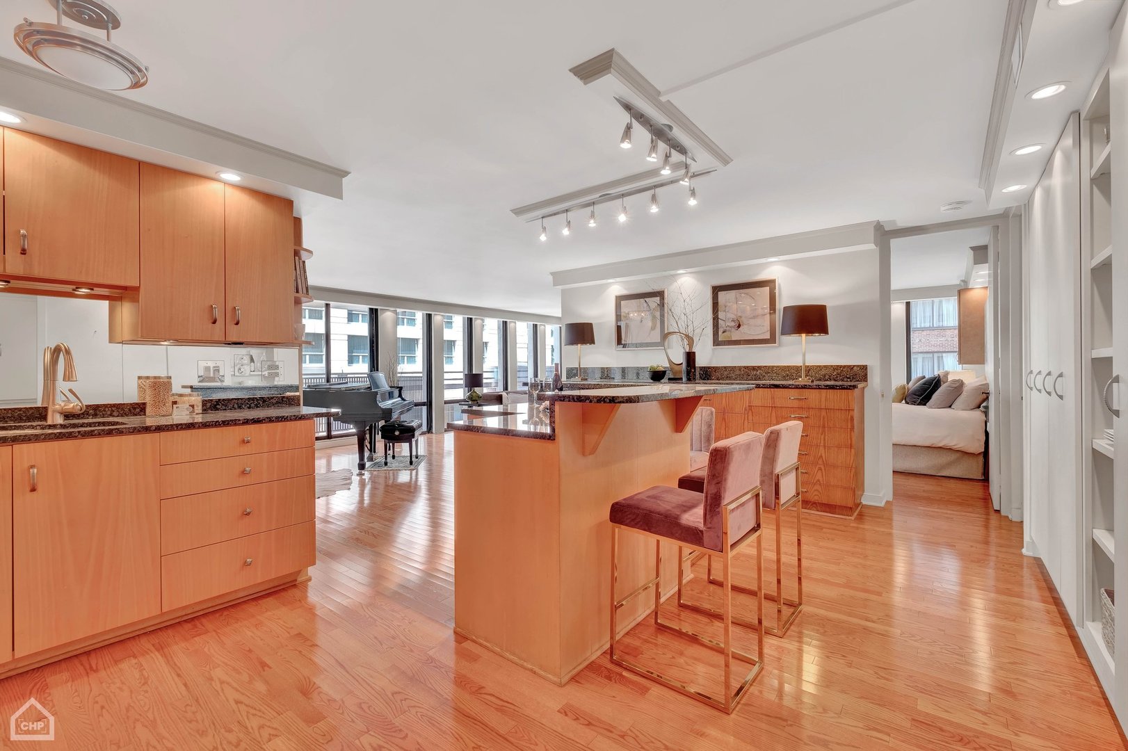 200 E Delaware Place Unit: 6A