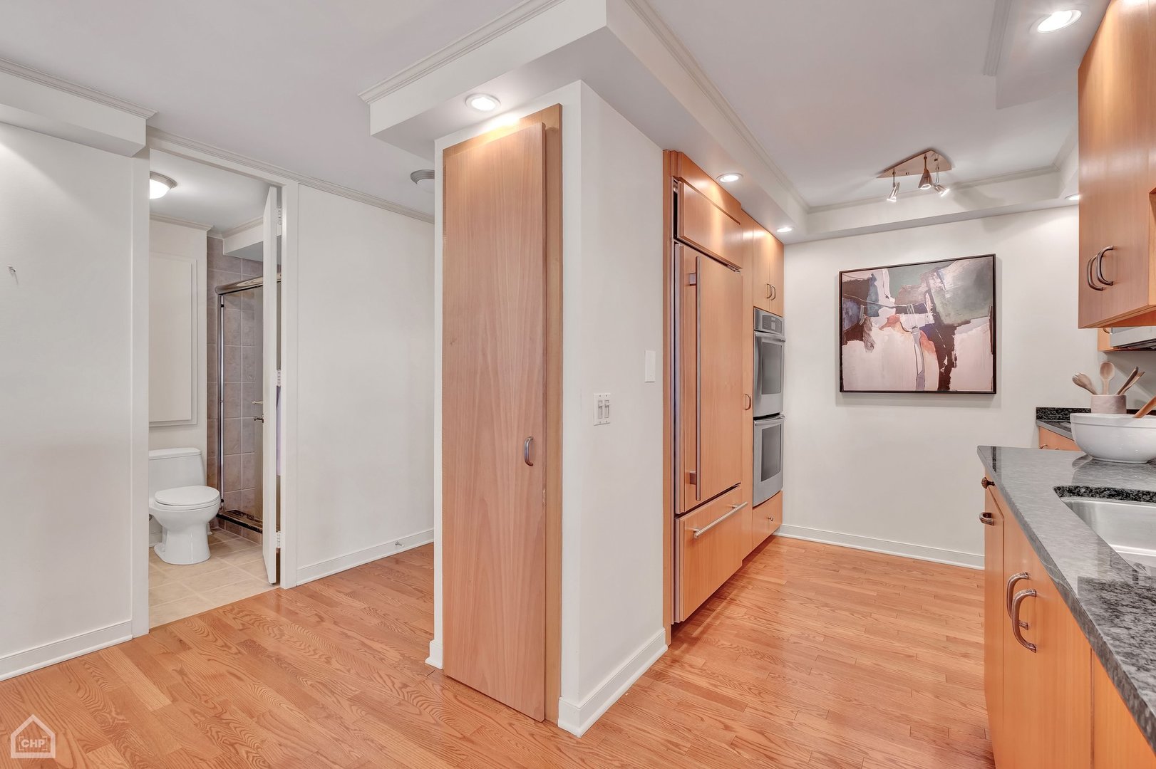 200 E Delaware Place Unit: 6A
