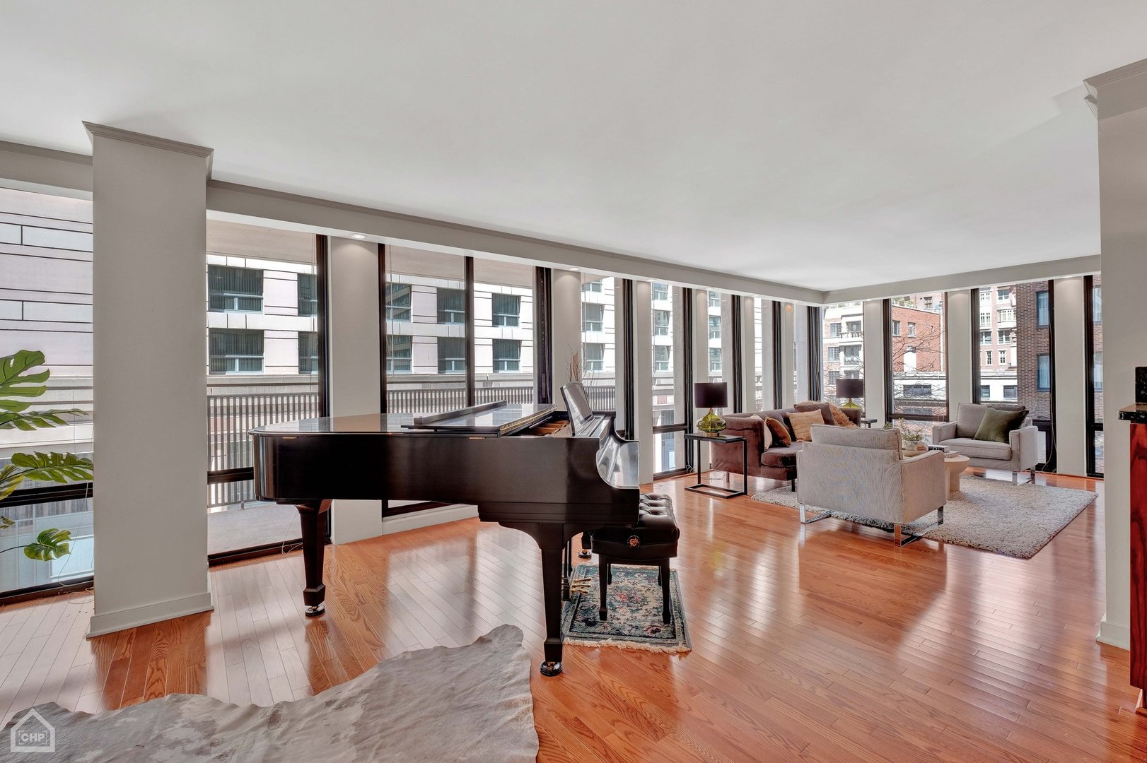 200 E Delaware Place Unit: 6A