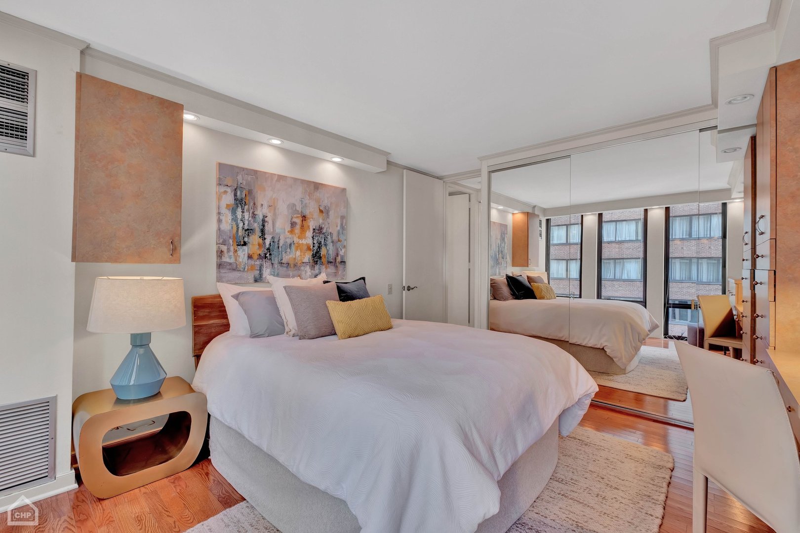 200 E Delaware Place Unit: 6A